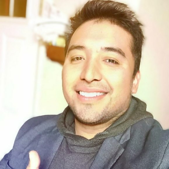 Meet your Posher, Moises - Picture 1 of 2